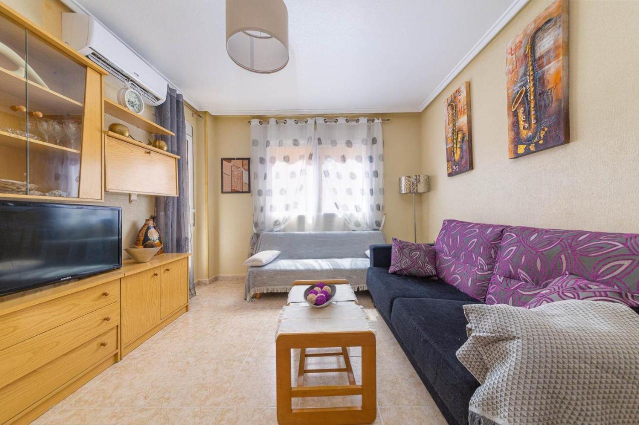 Cozy Appartment Torrevieja At Irina Exterior foto