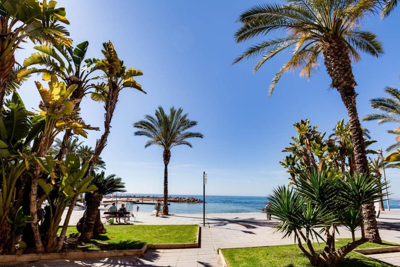 Cozy Appartment Torrevieja At Irina Exterior foto